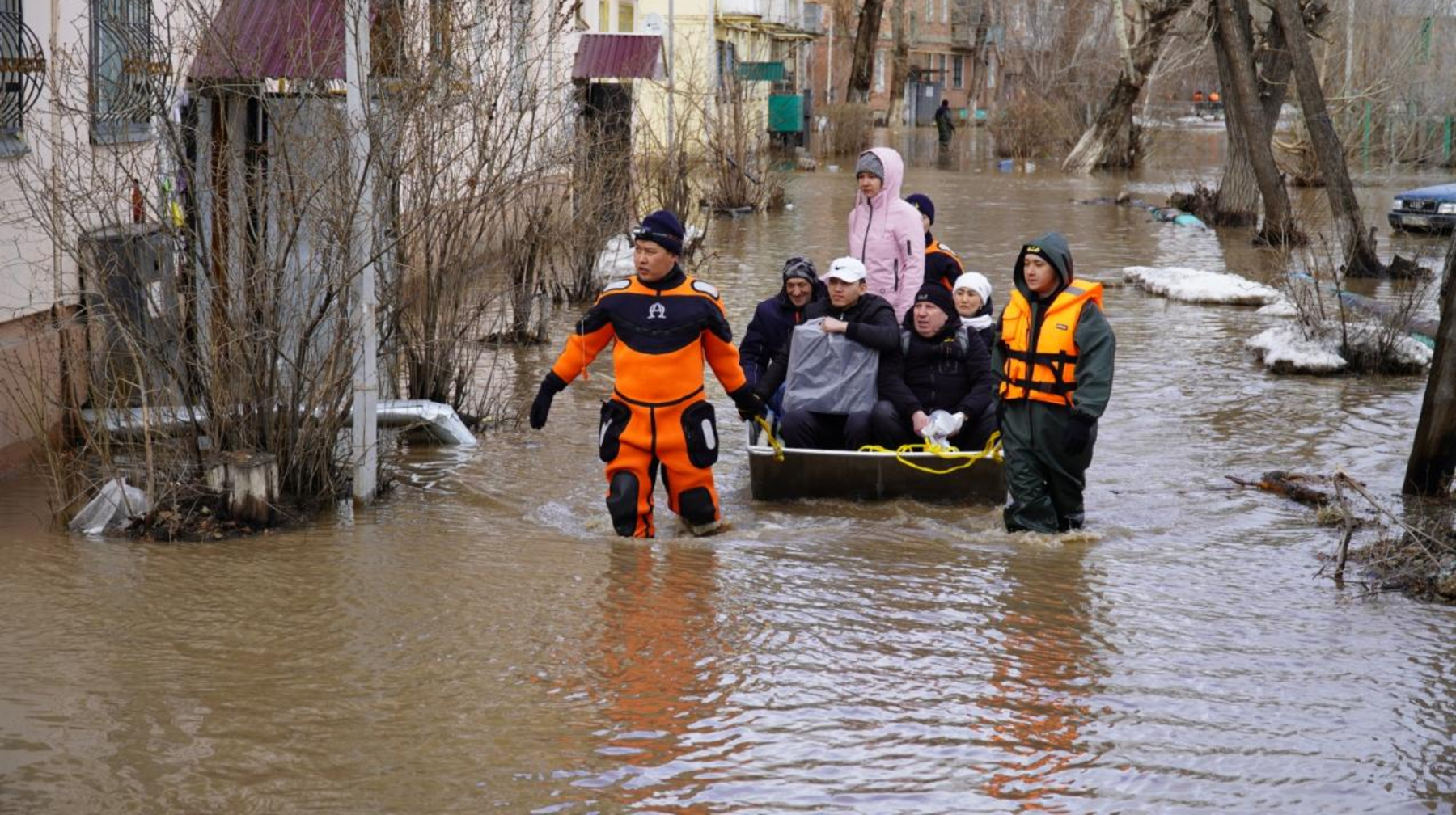 18 тысяч домов пострадало в Казахстане во время паводков 