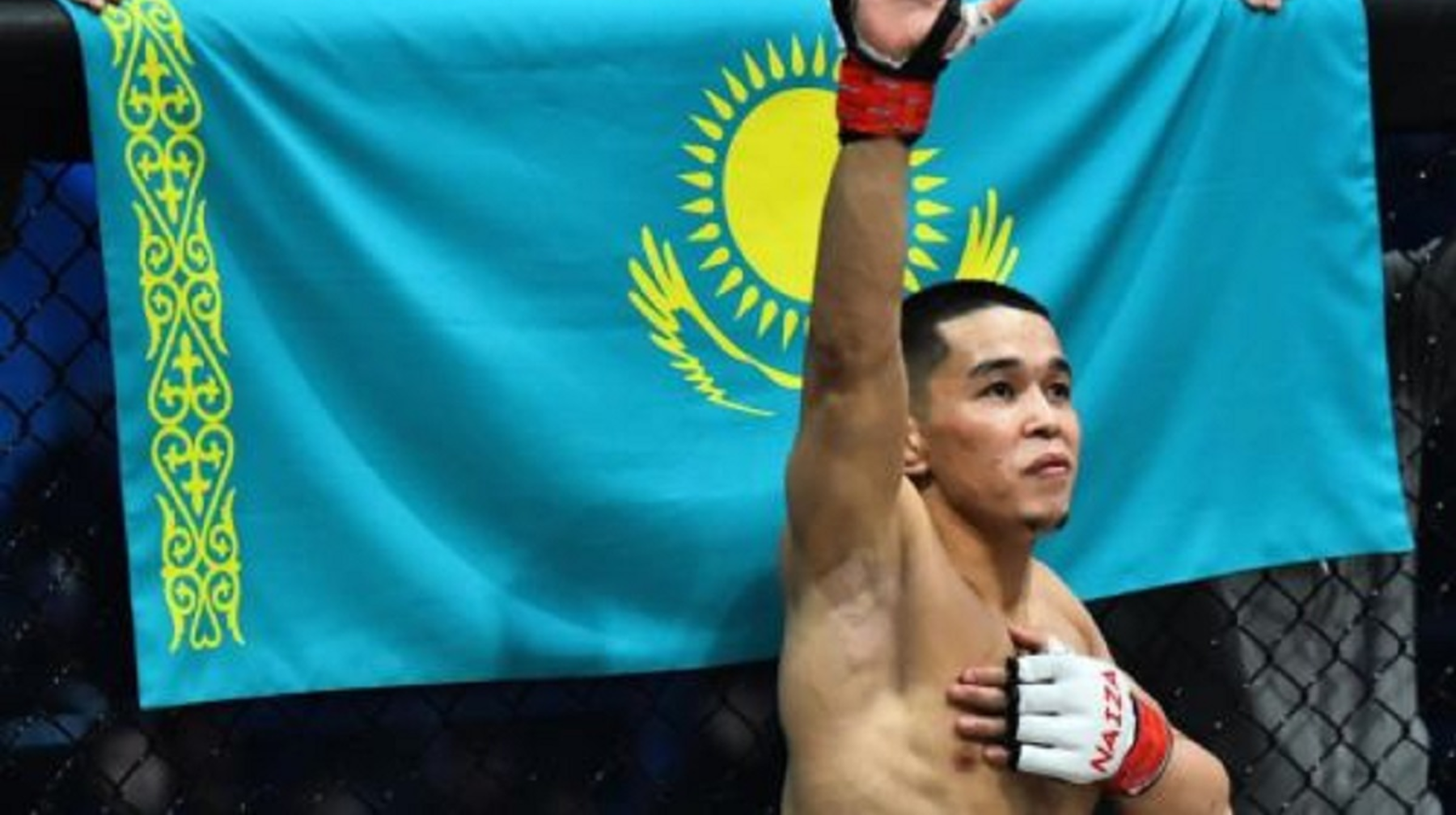 Асу Алмабаев выиграл исторический бой в UFC