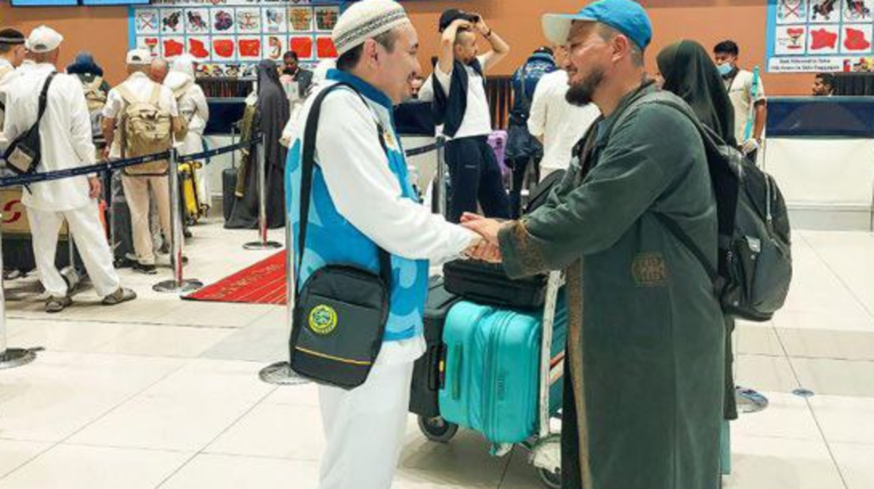 Первые казахстанские паломники вернулись домой 