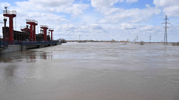  Министр Байбазаров объявил о начале восстановления водохранилищ после паводков  
