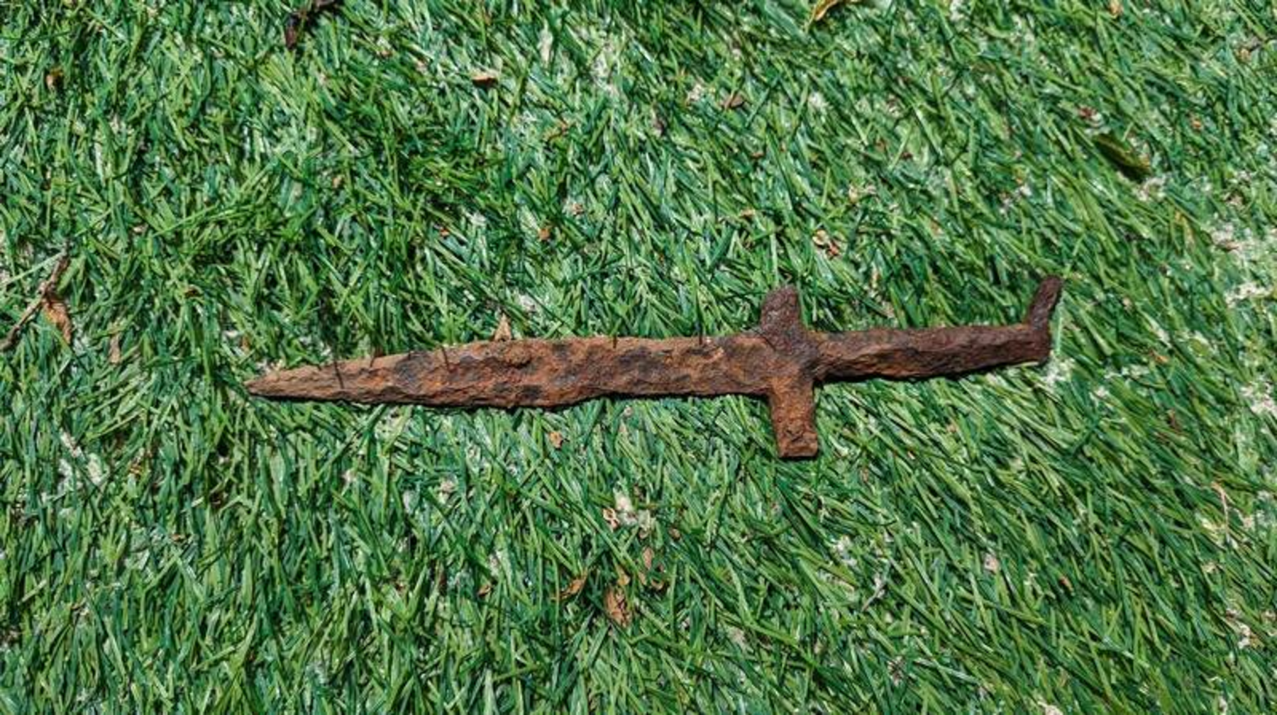 Железный кинжал позднего сакского периода обнаружили карагандинские археологи 