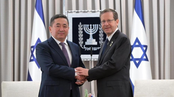 Посол Казахстана вручил верительные грамоты Президенту Израиля