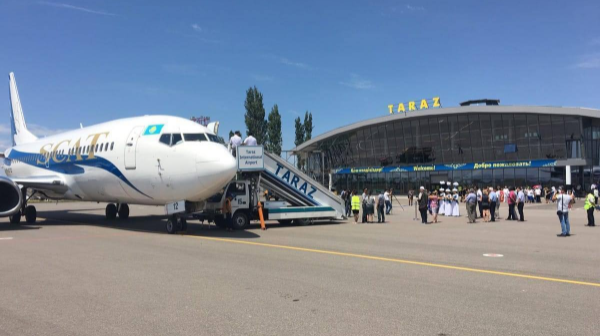 Россиянин арестован за правонарушения на борту самолета в Таразе