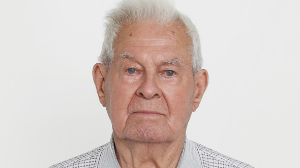 Бывший 86-летний спортсмен ищет спутницу жизни в Алматы