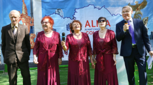 Коллектив колледжа МАБ организовал праздник в честь Дня пожилых людей