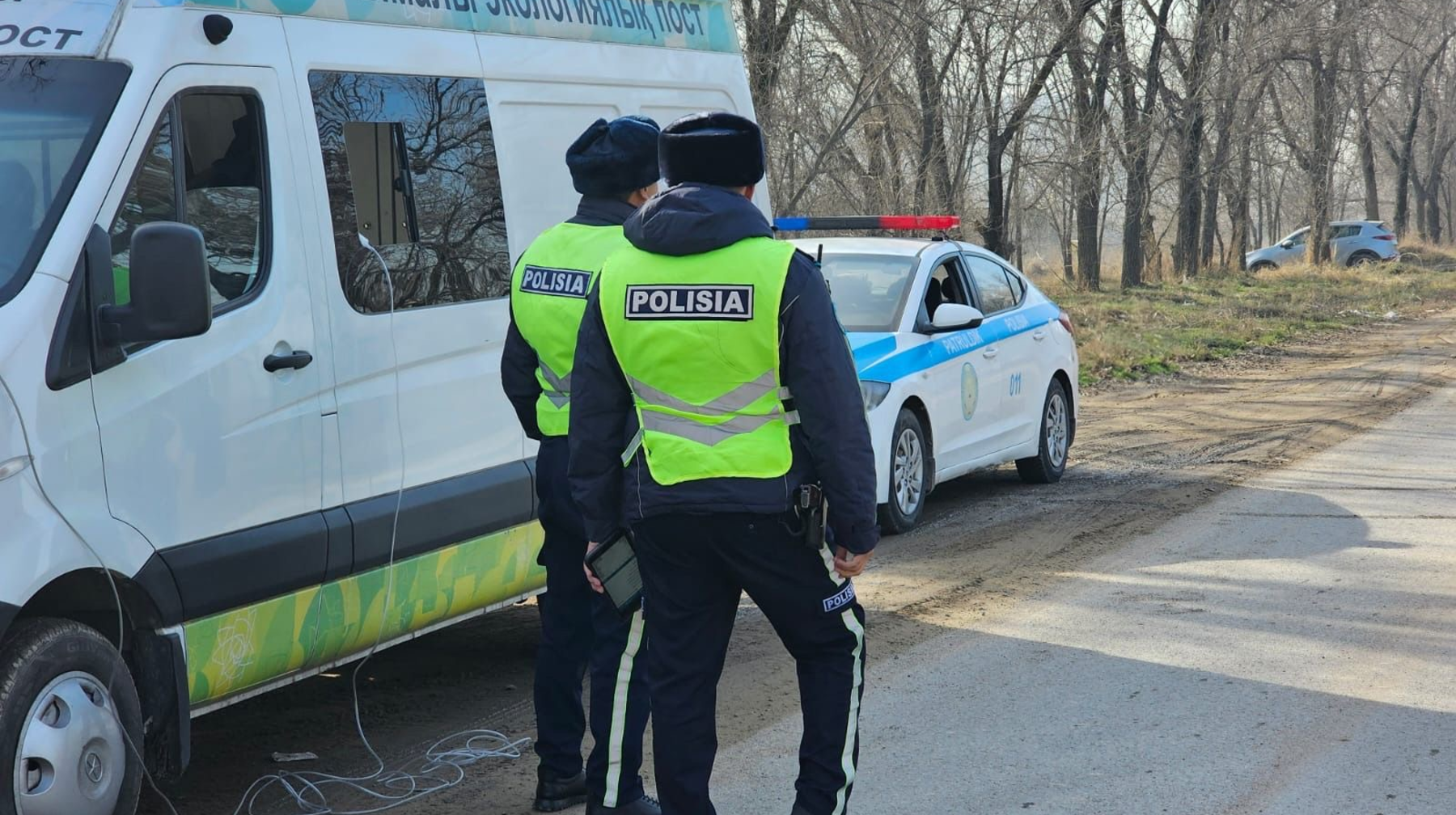 «Чистый воздух»: в Алматы продолжается акция по замеру токсичности выхлопных газов