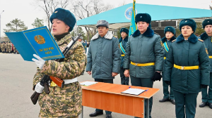 В Конаеве полторы сотни солдат дали клятву на верность Родине