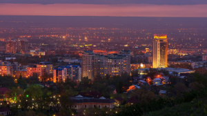 В Алматы разрабатываются правила по световому оформлению фасадов домов