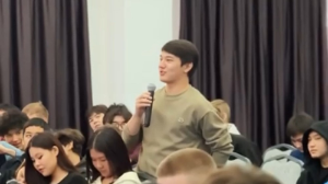 В АУЭС студенты обсудили противодействие интернет-мошенничеству и игровой зависимости