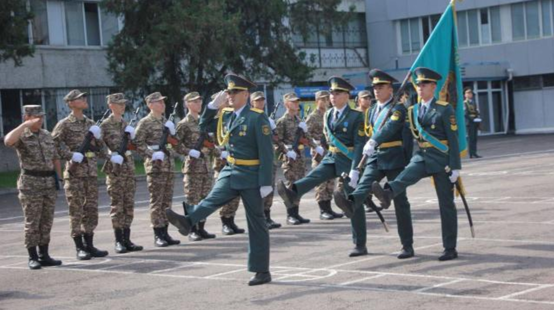 Министерство обороны впервые проводит набор в военные колледжи в Алматы и Караганде