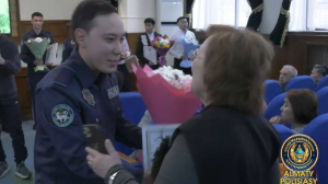 В Алматы чествовали родителей отважных молодых полицейских