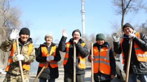 «Чистые улицы»: ямочный ремонт проводится в Медеуском районе Алматы