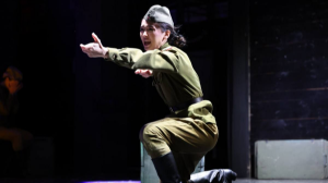 Актеры и военные на одной сцене: уникальный показ спектакля «Алия» покорил сердца астанчан