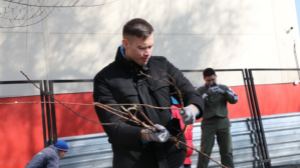 Нариман Курбанов поддержал экологический забег в Алматы, призвав горожан к заботе о чистоте города