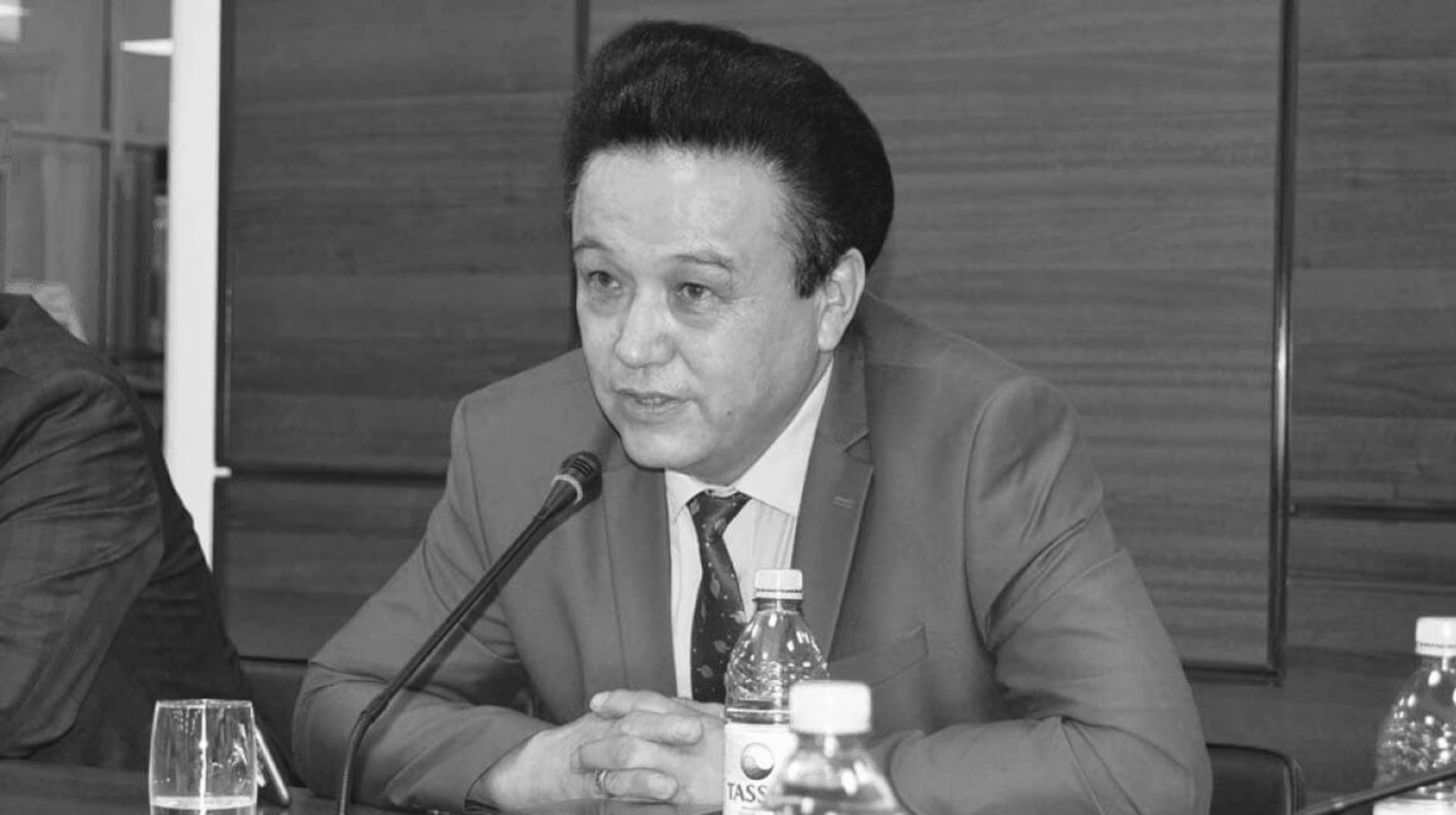 Скончался известный казахстанский этнограф Болат Бопай