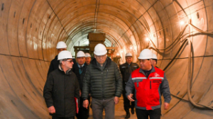 Аким Алматы ознакомился с ходом строительства новой станции метро «Калкаман»