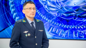 Сотрудник кадровой службы МВД задержал закладчика в Астане 