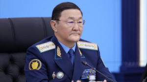 Взяли шефство — и поверили в них: об истории перемен в одной из школ ВКО рассказал Генпрокурор Асылов