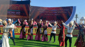На знаменательное торжество в Актау прибыли около 200 гостей из стран ТЮРКСОЙ