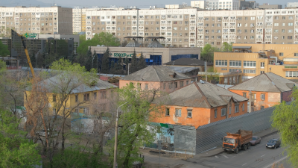 Турксибский район лидирует по числу ветхих домов: стартовала масштабная реновация