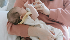 В Казахстане открылся первый банк грудного молока для новорожденных