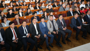 Советник Президента встретился в Алматы с работниками социокультурных кругов и силовиками 