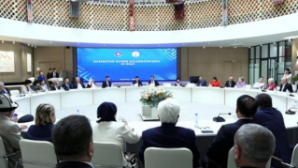 30-летие АНК: В Туркестанской области общественным деятелям вручили юбилейные медали 