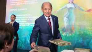 Триумф искусства: в Алматы прошла персональная выставка известного художника