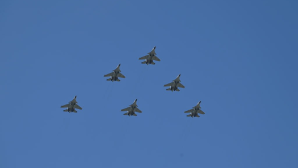 80-летие Победы: тренировочные полеты военной авиации проходят в Талдыкоргане 