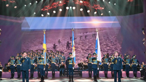 В Астане прошел праздничный концерт «Қазақ даласы – Жеңістің алтын бесігі»