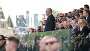 Президент Касым-Жомарт Токаев посетил военный парад по случаю Дня Победы