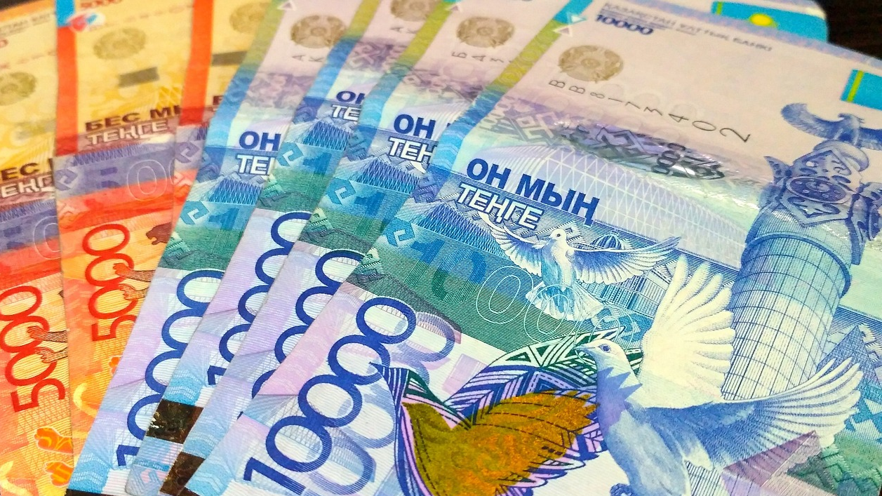 Более 180 тыс. казахстанцев получили выплаты в связи с потерей работы