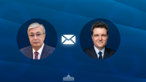 Токаев поздравил президента Румынии Никушора Дана