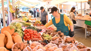 10 тыс. тонн сельскохозяйственной продукции реализовали на ярмарках выходного дня в Алматы