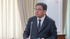 За три года работы в Алматы Досаев проявил себя как сильный руководитель – политолог 