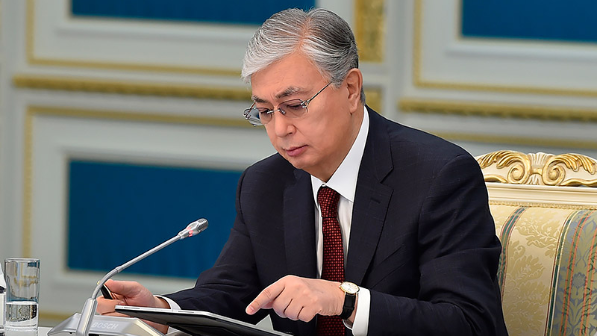 Токаев поздравил казахстанцев с Днем защиты детей