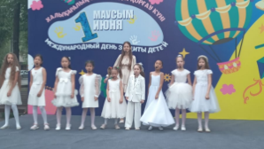 Детвора Турксибского района с удовольствием празднует День защиты детей