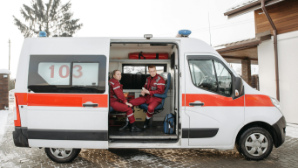 В Астане и Алматы внедряют видеожетоны для фельдшеров скорой помощи