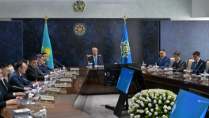 Токаев провел совещание с руководящим составом КНБ РК
