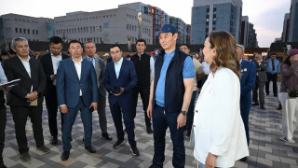 Дархан Сатыбалды провел рабочий объезд в Наурызбайском районе и дал поручения по инфраструктуре