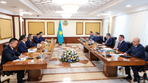 Бектенов обсудил с главой East Hope Group проекты по производству «зеленого» алюминия