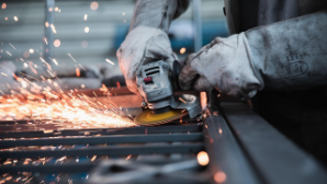 Студент из Кентау создал учебный стенд в поддержку Года рабочих профессий