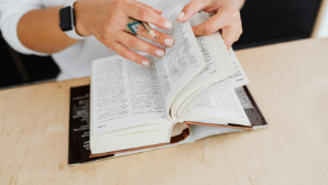 Электронный словарь жестового языка разработали в Казахстане