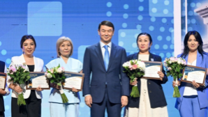 В Алматы прошло торжественное мероприятие в честь Дня медицинского работника