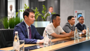 Аким Алматы потребовал соблюдения графиков движения и порядка на остановках