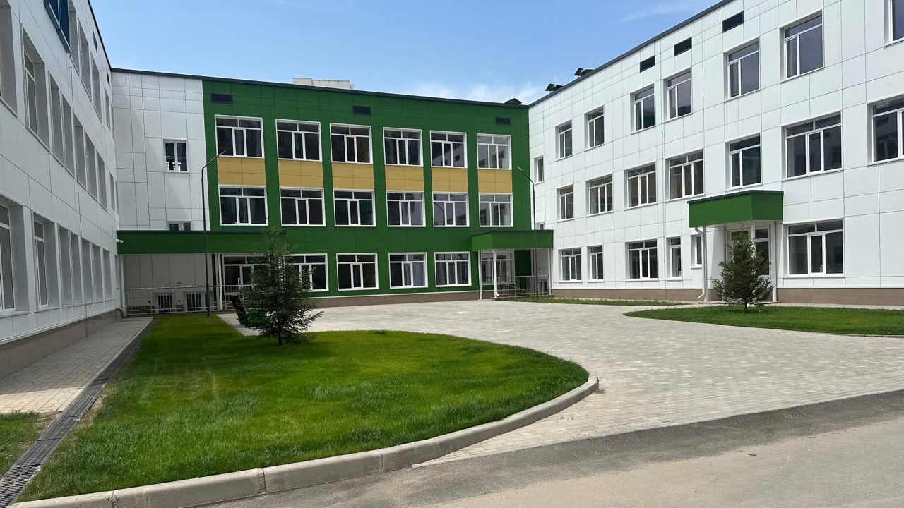 Около тысячи молодых педагогов подали заявки на трудоустройство в «Келешек мектептері»