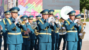 Гала-концерт фестиваля «Әскери керней» украсил День столицы в Астане  