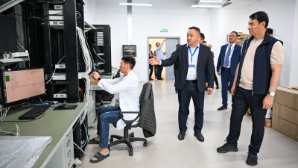 Аким Алматы ознакомился с промышленными проектами в СЭЗ «ПИТ»