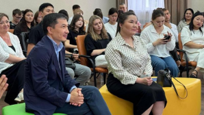 На диалоговой площадке в Караганде обсудили будущее рабочих профессий