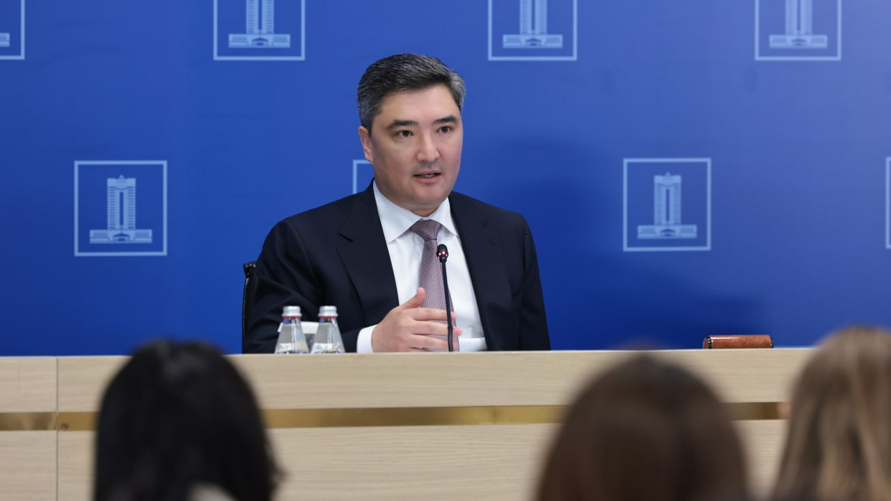 В Правительстве Казахстана усиливают контроль за расходами на социальную сферу 